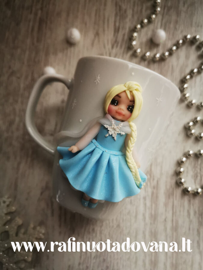 Dekoruotas puodelis Mergaitė snieguolė