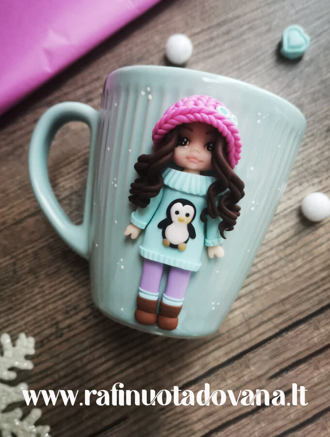 Dekoruotas puodelis Mergaitė su pingvinu