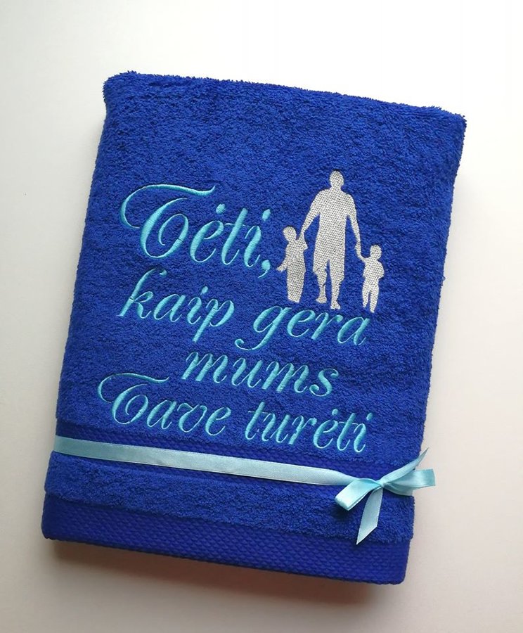 Siuvinėtas rankšluosti - Tėti, kaip gera man tave turėti (mėlynas su dviem vaikais)