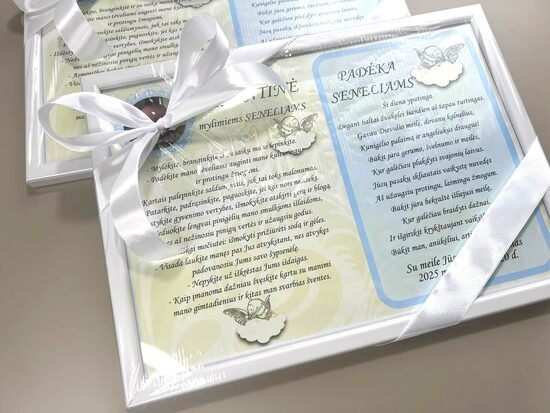 Atmintinė Seneliams - Gelsvumas su mėlynu