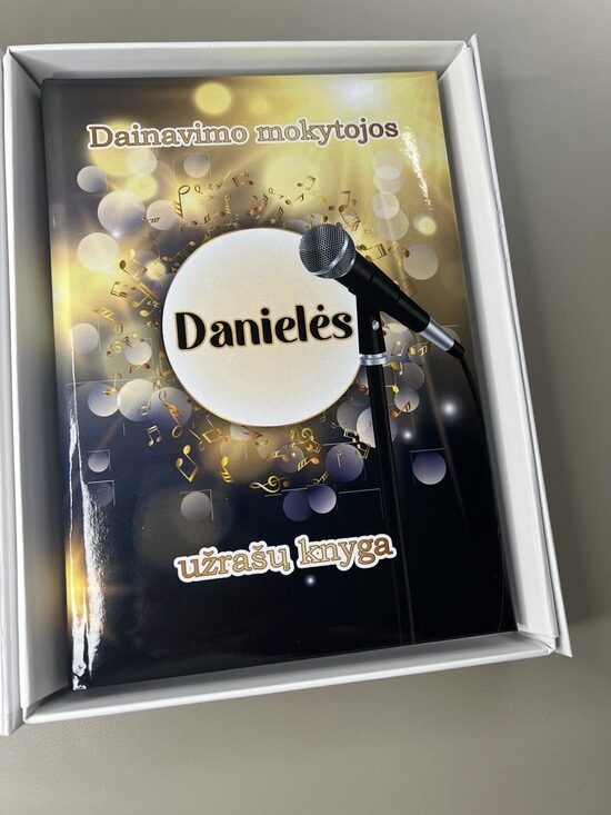 Vardinė užrašinė Nr. 3 (Su Jūsų tekstu)