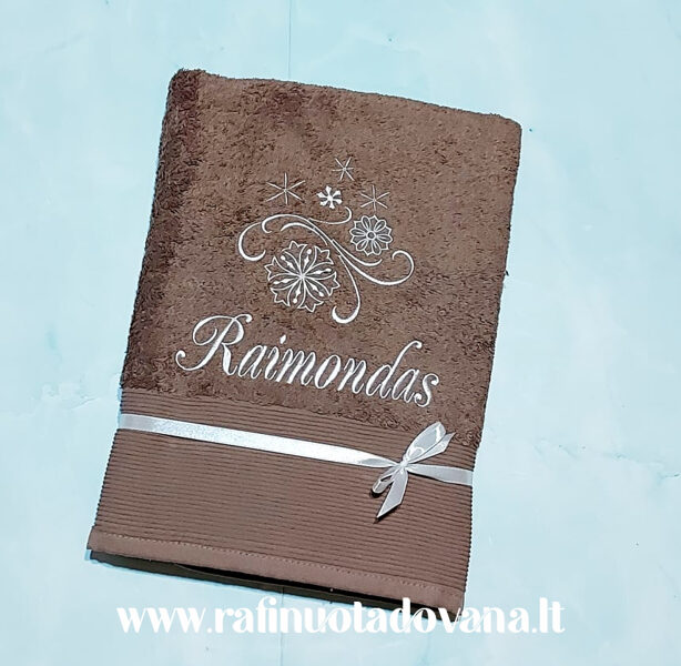 Siuvinėtas rankšluostis su vardu Nr.1
