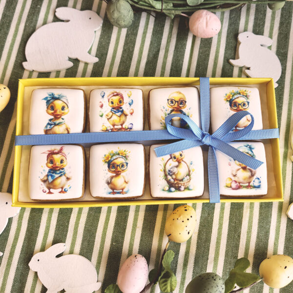 Velykinis rinkinukas, 8 meduoliai dėžutėje