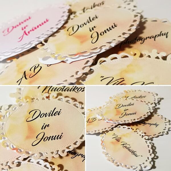 Stalo - vardo kortelė - Dvisluoksnis karpinys