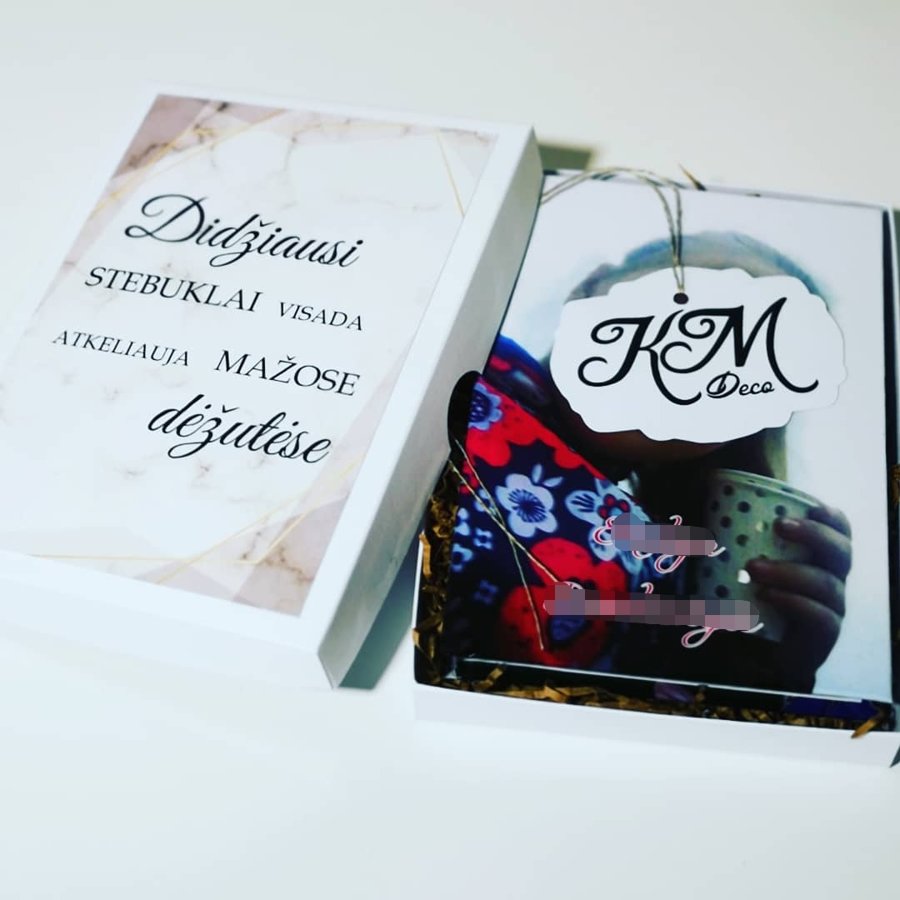 Užrašų knygelė (su nuotraukomis ant viršelio) dėžutėje