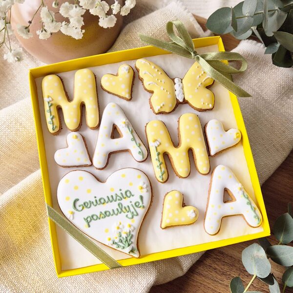 Rinkinys „Mylimiausia Mama – ramunėlė”, 10 meduolių dėžutėje